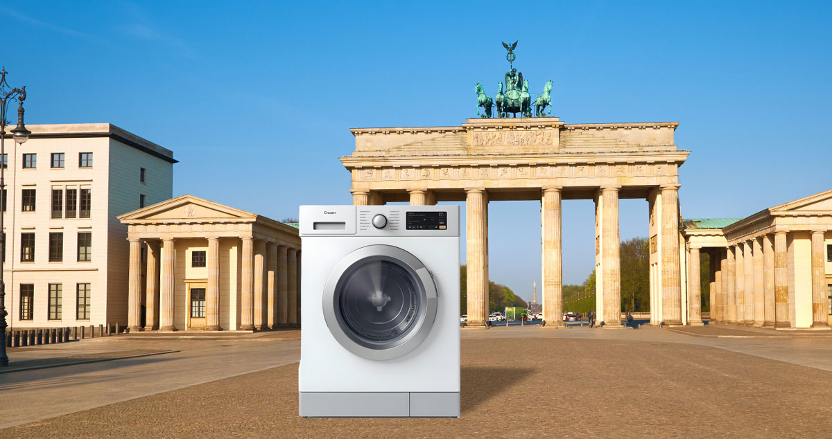 Waschmaschine vor dem Brandenburger Tor in Berlin